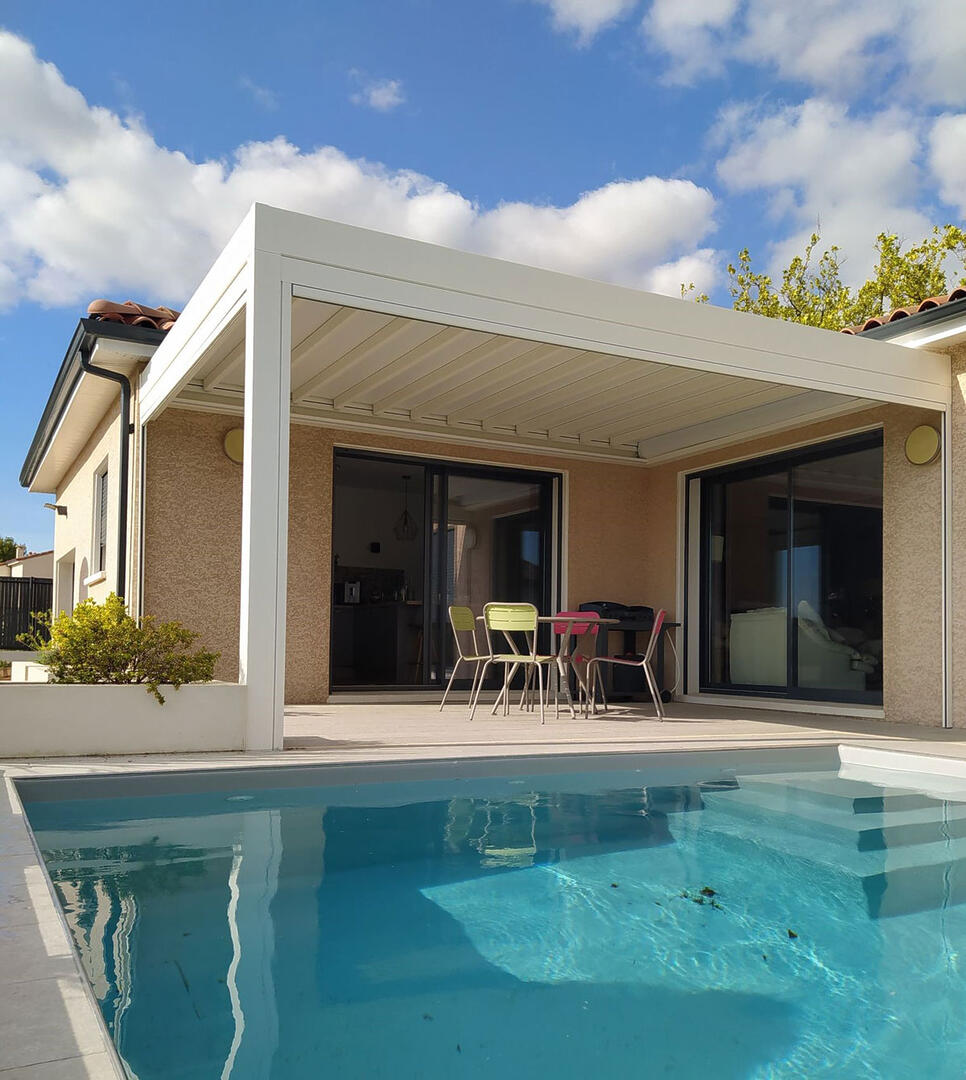 piscine pergola Toulouse été