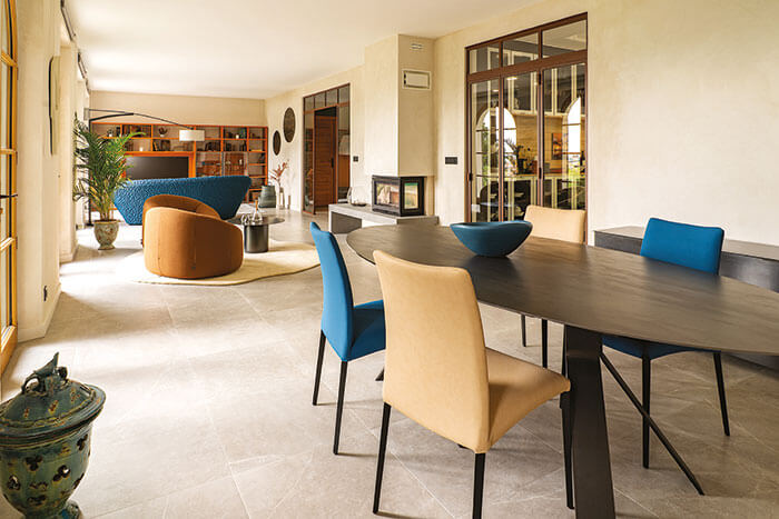 renovation maison saint ferreol rouge indigo architectes