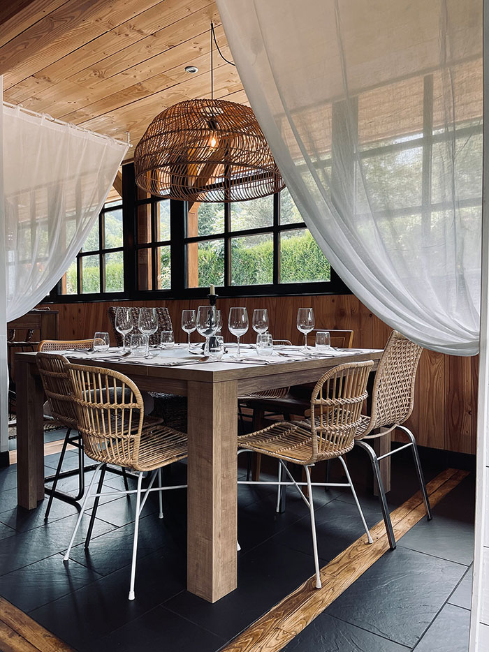 restaurant chic boheme bobby a saint-lary pyrenees occitanie