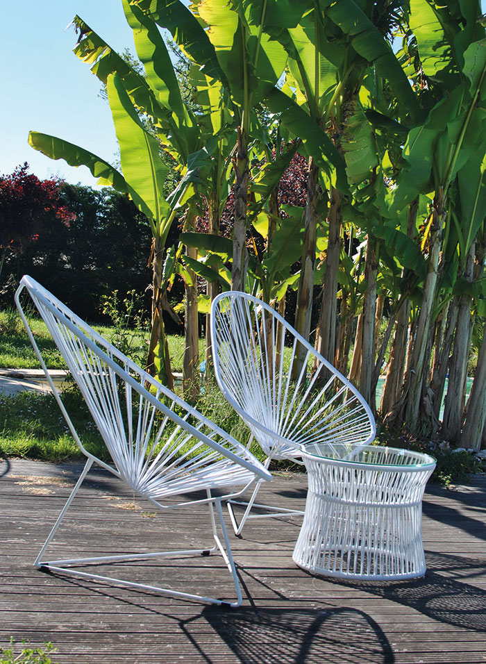 table assise chaise lounge luminaire canape exterieur jardin