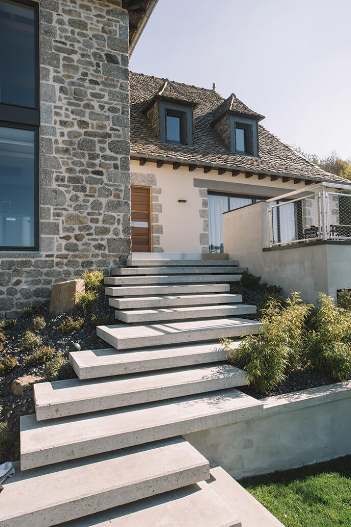 location vacances toute saison maison val d'aubrac