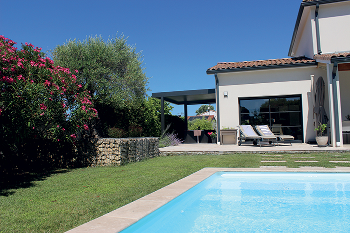 pergola bioclimatique castelginest dagui
