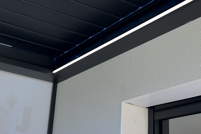 pergola bioclimatique castelginest dagui